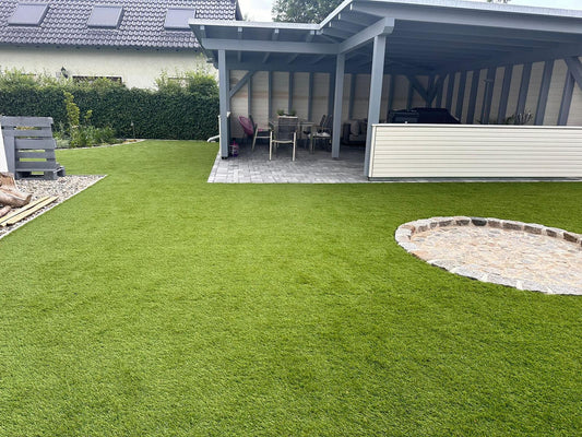 Kunstrasen Garten anlegen: Top Tipps und Tricks